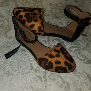 Girls flats